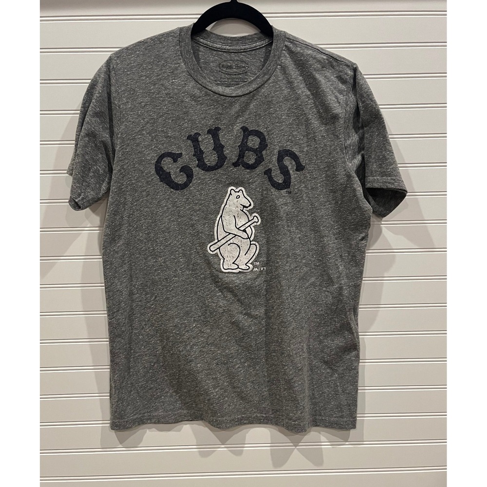 Majestic Threads Chicago Cubs Mens Large Gray Vintage Bear Graphic T-Shirt USA